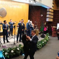 Ricardo Monreal “regaña” a diputados por baile con La Sonora Santanera (Video)