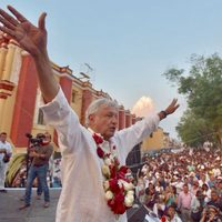 AMLO en Chiapas: una gira de linajes, parientes, amigos y multitudes