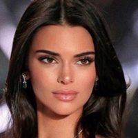 ¡Encuerada! Kendall Jenner se animó a desafiar la censura... ¡Vas a necesitar un babero!