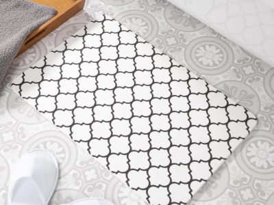 Con pocos ingredientes y en tiempo récord: el secreto para limpiar la alfombra del baño y dejarla como nueva