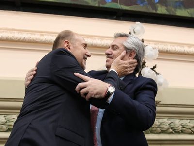 Tras el duro "escrache" contra Perotti, Fernández advirtió: "No debemos tolerar a los violentos"