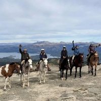 Aventura a caballo en Moquehue: naturaleza en estado puro