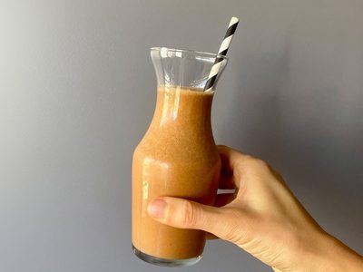 Licuado de banana, café y chocolate: hacele frente al inclemente calor de verano con esta receta que vas a amar