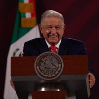 AMLO alista llamada con Elon Musk sobre planta de Tesla en México