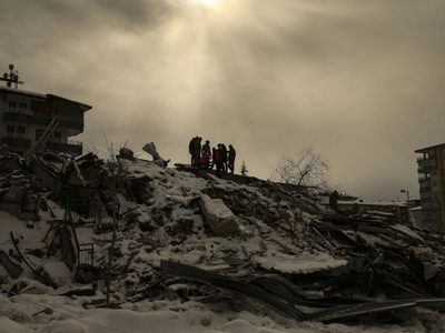 Sismo en Turquía y Siria deja ya más de 11 mil muertos
