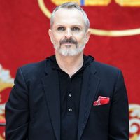 Miguel Bosé debe dar la cara en un nuevo juicio con su expareja: el futuro de sus hijos en juego