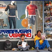 Empresas y familias capotean solas la cuarta ola del covid