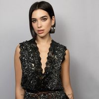 ¡Nadie la frena! Dua Lipa no se limita y se confiesa: "Me gustaría salir en..."