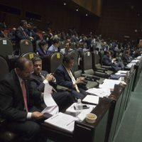 Legisladores de oposición critican Reforma Política del DF
