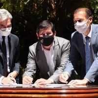 Villa Pehuenia también firmó convenio por una nueva terminal de ómnibus
