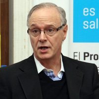 Gollán: “A este ritmo, las camas de terapia intensiva pueden estar colapsadas en agosto”