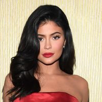 "¡Sorpresa!" Kylie Jenner te infarta apareciendo en bikini dando la vuelta y... ¡BOOM!