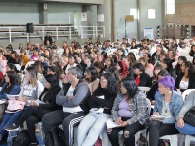 Más de 700 docentes se capacitaron sobre violencias en las escuelas