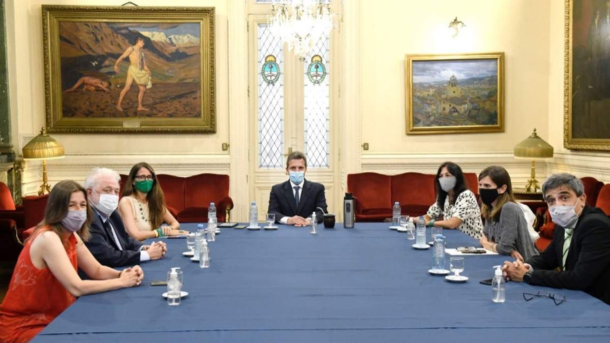 Integrantes del gabinete nacional, presentes en Diputados. Fuente: (Twitter)