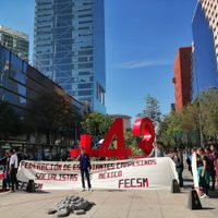 Simpatizantes de AMLO toman los principales accesos al Zócalo de la CDMX