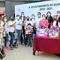Sonora: Guaymas regala palas y cubetas a mujeres para que busquen a sus desaparecidos