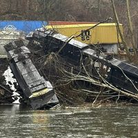 Se descarrila tren en Pensilvania; no hay heridos ni fuga de materiales peligrosos