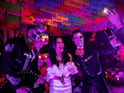 ¡ÉPICO! Carlos Rivera, Becky G y Pedro Capó rompen récords de reproducciones en YouTube
