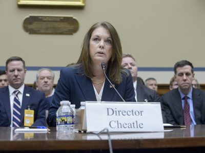 Jefa del Servicio Secreto asume responsabilidad por las fallas tras atentado a Trump