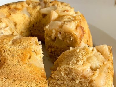 Torta de peras y manteca: poné el agua para el mate y prepará esta receta facilísima para la merienda