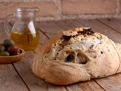 Pan relleno súper crocante: la receta más rica de tu vida, con la que vas a dejar de ir a la panadería