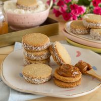 Alfajores keto sin azúcar: en la versión matera, para disfrutar del dulce más rico esta semana en casa
