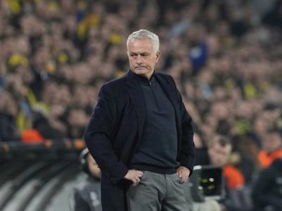 Mourinho es destituido por el Fenerbahce tras no calificar a la Champions League