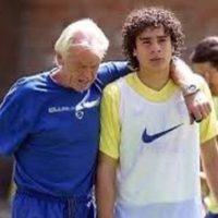 “Me duele el alma”: este es el emotivo mensaje de Guillermo Ochoa a Leo Beenhakker