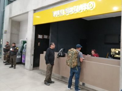 Delatan mafia de 'taxis seguros” en la central de autobuses de Monterrey
