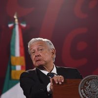 Proceso sí es periodismo, pero no el comprometido; “administra” la descomposición política: AMLO