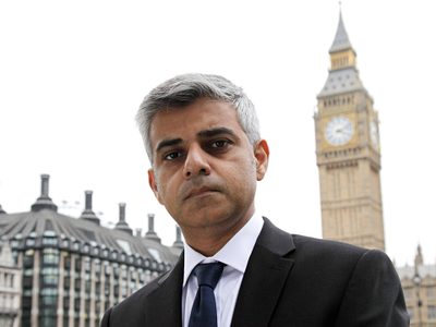 Sadiq Khan: El boxeador musulmán que quiere ser alcalde de Londres