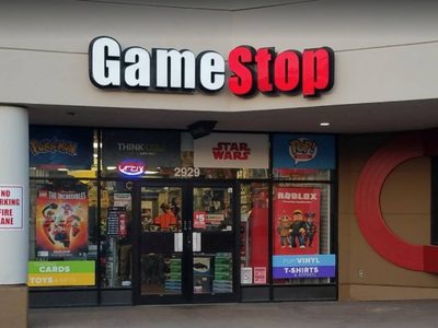GameStop se hunde un 80 por ciento al desinflarse el impulso desde foros de Reddit