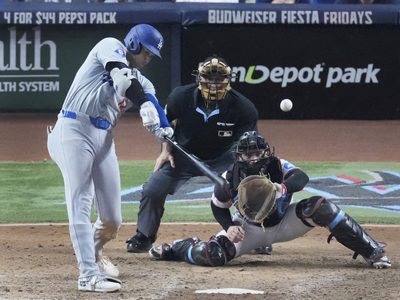Presentan demanda para evitar que se subaste la bola del jonrón 50 de Ohtani