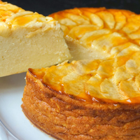 Torta de manzana en freidora de aire: fácil y rápida pero que te va a hacer quedar como un chef a la hora del mate