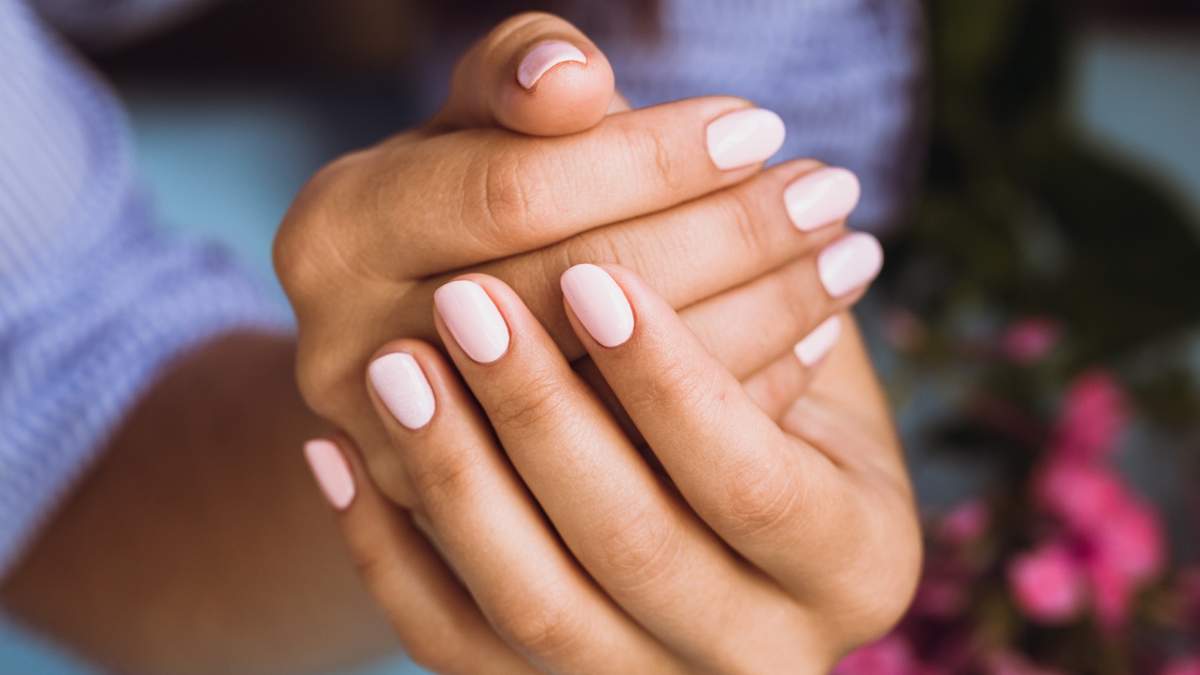 Uñas de gel. Fuente: (Instagram)