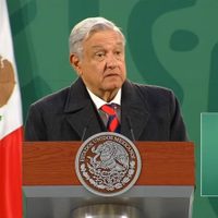 "Muro de paz" evitó caer en la trampa de la violencia; policías resistieron "estoicamente": AMLO