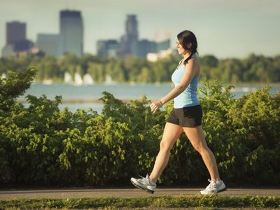 5 increíbles beneficios de caminar por lo menos 30 minutos al día