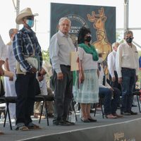 AMLO dice que se analizará "con calma" propuesta de Cárdenas de cancelar acueducto en Sonora