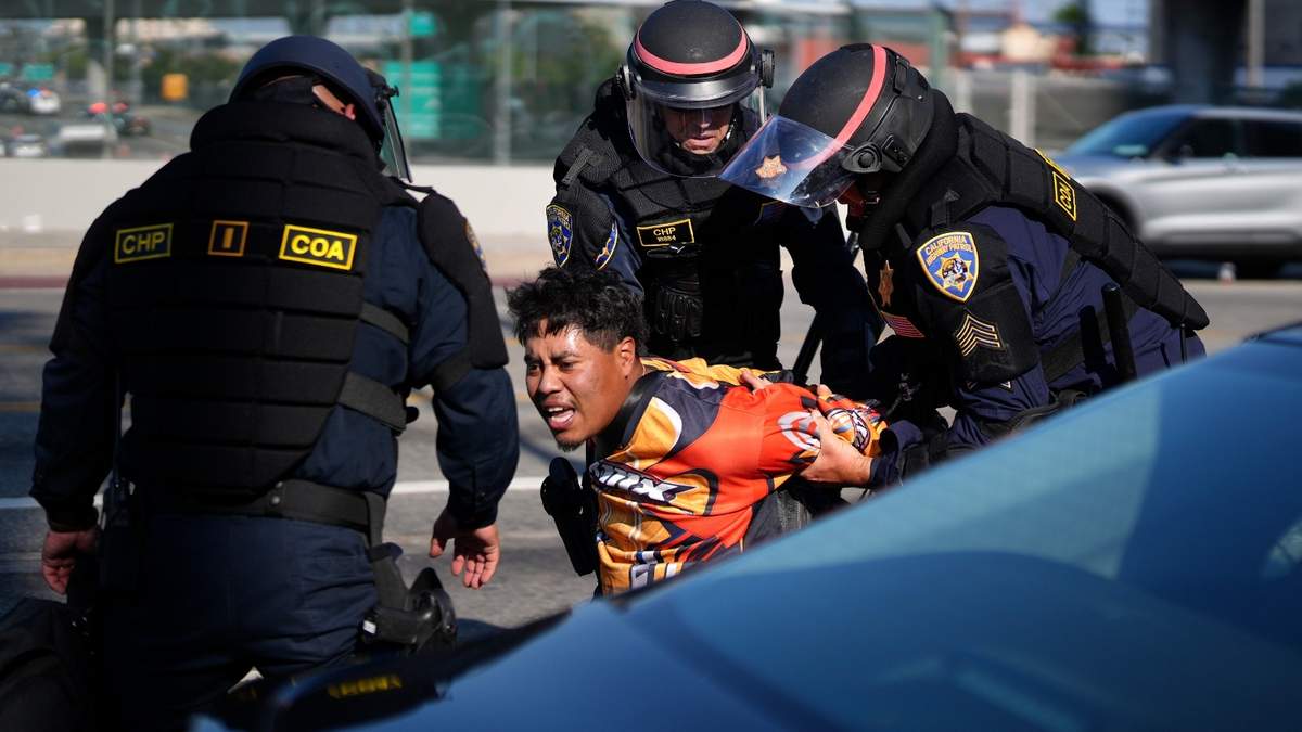 EU despliega cerca de 200 marines en Florida para apoyar redadas migratorias por ICE