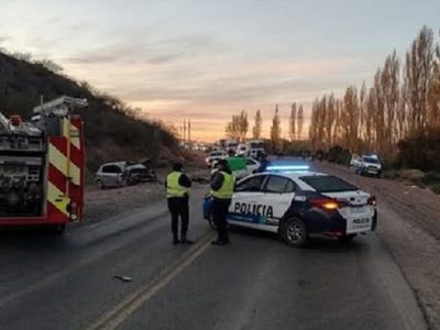 Un conductor alcoholizado chocó de frente contra una camioneta en la Ruta 7