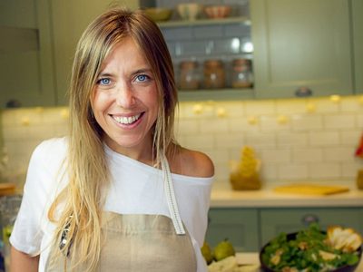 Quién es el famoso que le robó el corazón a Chantal Abad de "Cocineros Argentinos"