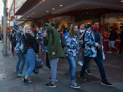 Alerta por jóvenes egresados de Neuquén y Río Negro que dieron positivo en coronavirus