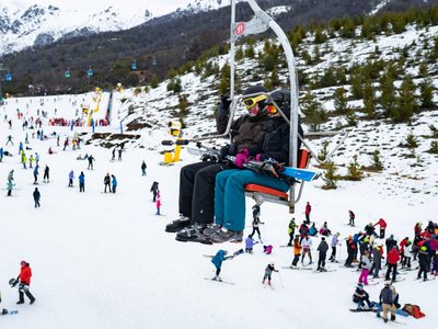 Atención empleados públicos de Río Negro: tendrán descuentos de hasta el 50 % en turismo