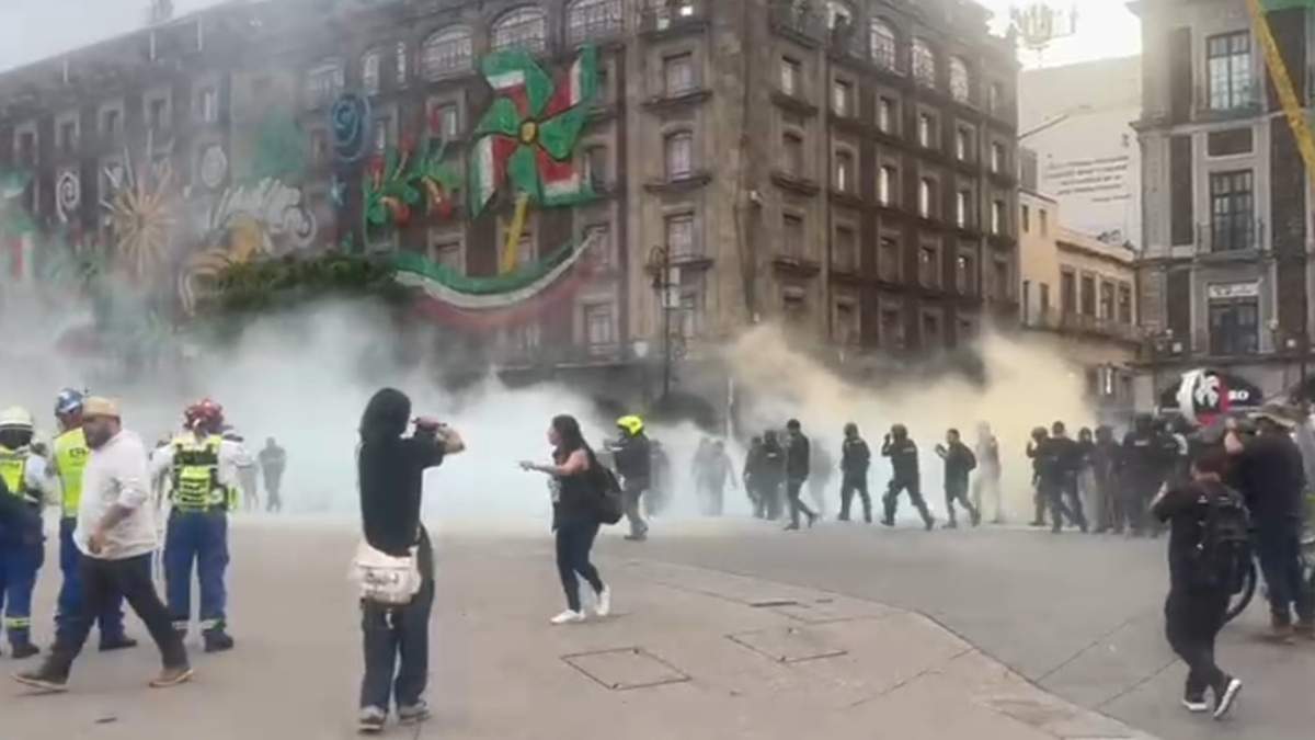 Enfrentamientos en el Zócalo de la CDMX