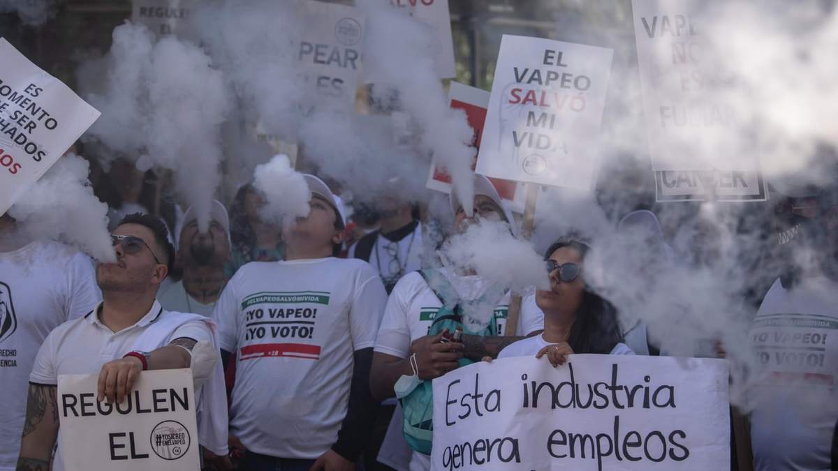 Prohibición contra vapeadores, lejos de los objetivos sanitarios y regulatorios