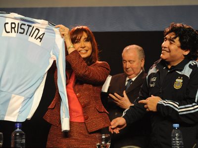 "Se fue un grande. Hasta siempre Diego": el mensaje de Cristina Kirchner a Maradona