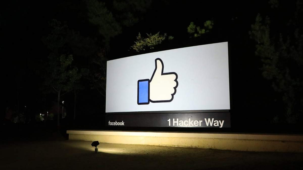 Facebook rediseña su interfaz para escritorio. Fuente: (Instagram).