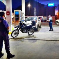 Increíble video: la fuga de un gendarme en plena localidad neuquina