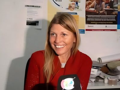 El Gobierno Nacional despidió a la jefa del PAMI de El Bolsón por apoyar a Cristina Kirchner y cerrar el local