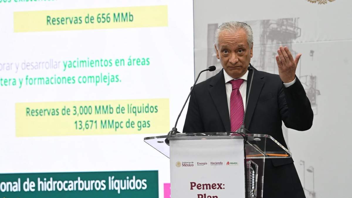 Víctor Rodríguez Padilla en la presentación del Plan Estratégico de Pemex
